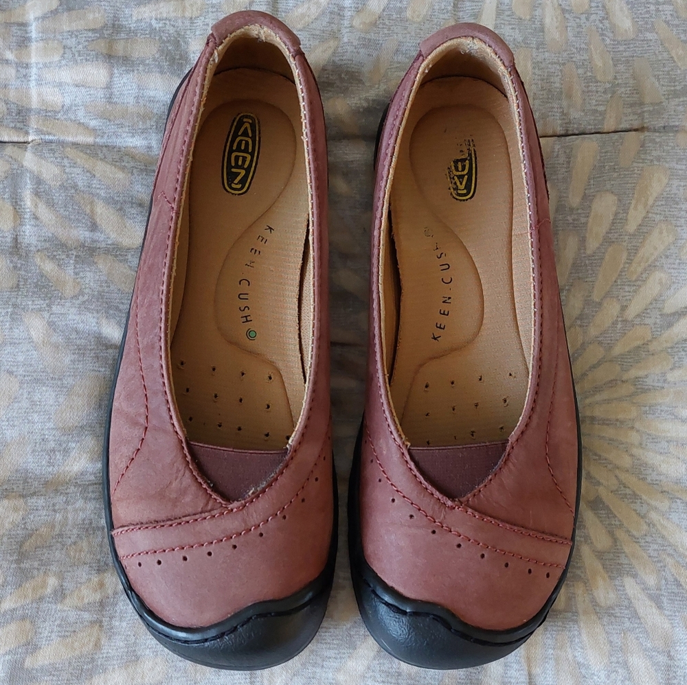 Keen Women's Leather Shoes Size 7